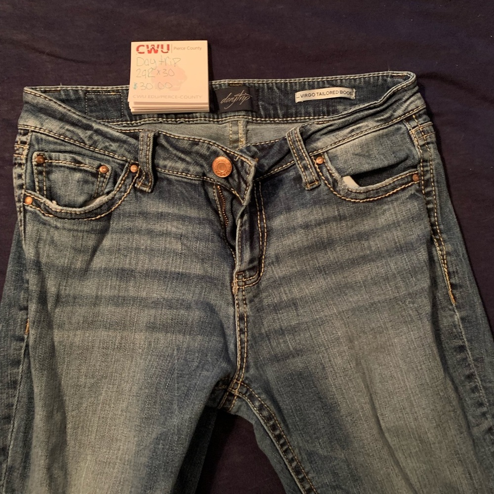 Day trip jeans. High quality.